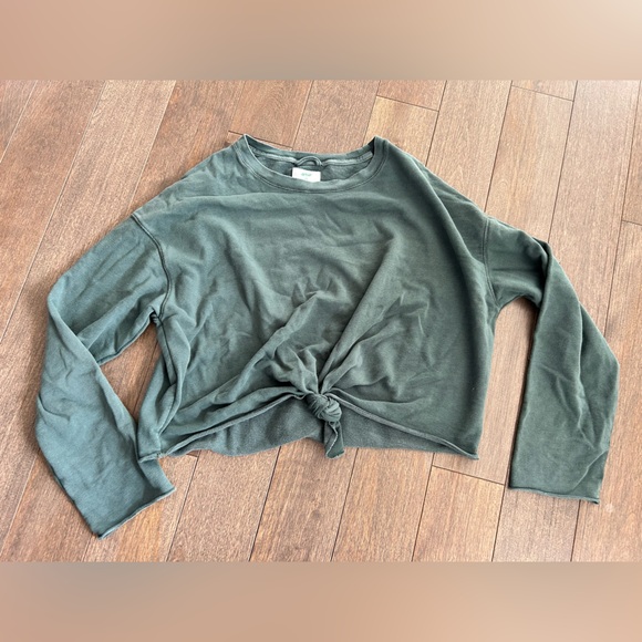 aerie Tops - Aerie Green Knot-Front Long Sleeve Top size large